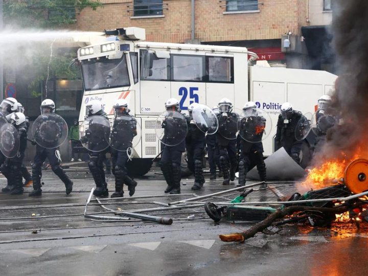 Belgique : affrontements à Bruxelles lors d’une mobilisation contre les mesures d’austérité