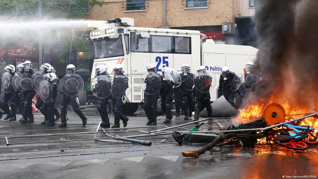 Belgique : affrontements à Bruxelles lors d’une mobilisation contre les mesures d’austérité
