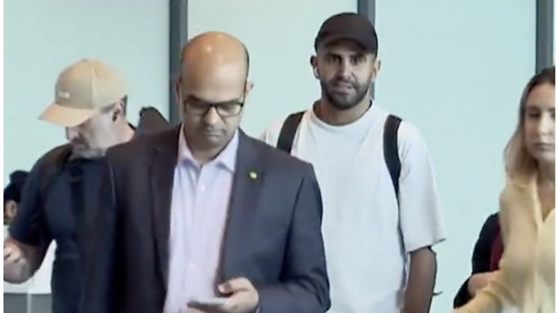 Mahrez au Qatar: les rôles décisifs de M’bolhi et Taïder dans les coulisses