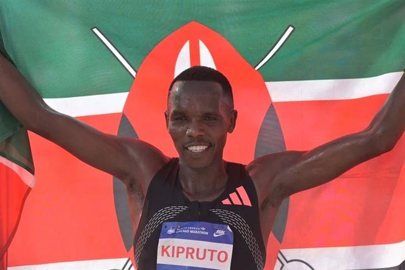 Marathon de Chicago : le Kényan Amos Kipruto et l’Éthiopienne Hawi Feysa triomphent