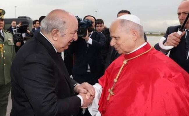 Malédiction et mauvais sort du chien Abdelmadjid Tebboune frappent le pape Léon III