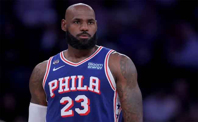 Trump s’en prend à LeBron James et exige des excuses après la polémique sur l’hymne américain
