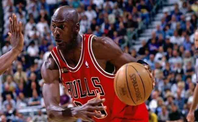 Basket-ball : le maillot « Last Dance » de Michael Jordan vendu à un prix record de 14 millions de dollars