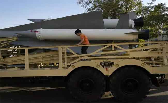 Iran : Moscou renforce l’arsenal de Téhéran malgré les frappes américaines et isr
