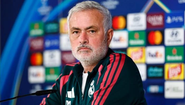 Clasico : Mourinho met la pression sur le calendrier, le Real Madrid perd 24 heures de repos