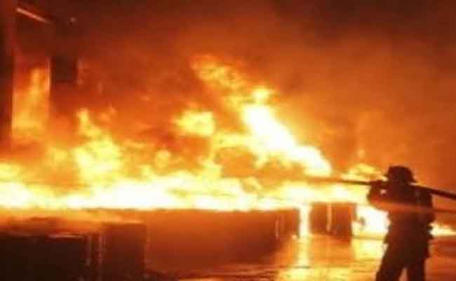 Incendie dans un centre commercial à Touggourt