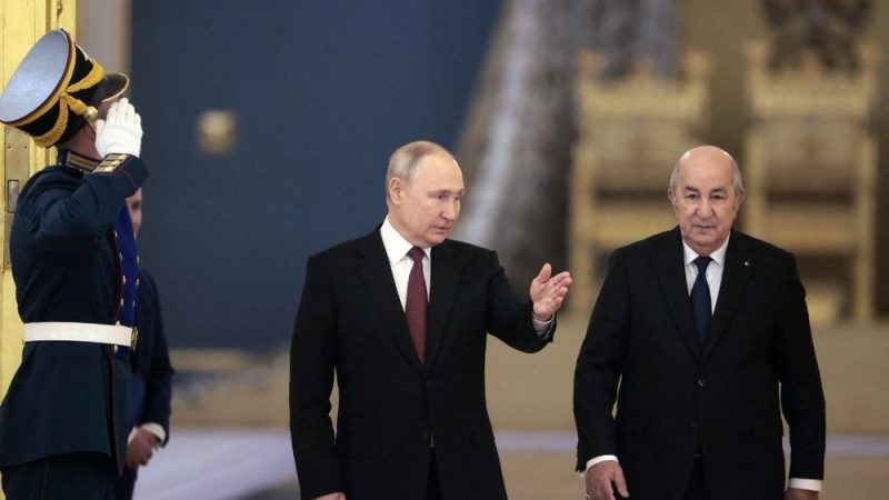Russie, États-Unis, Chine : trois maîtres, aucune boussole — ce qui complique la voie diplomatique de l’Algérie