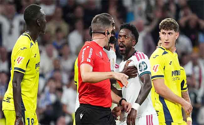 Le Real Madrid s’impose face à Villarreal, Vinicius expulsé pour avoir tiré les cheveux du défenseur Saliba